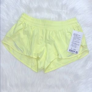 💛 Hotty Hot short NWT Florid Flash 💛